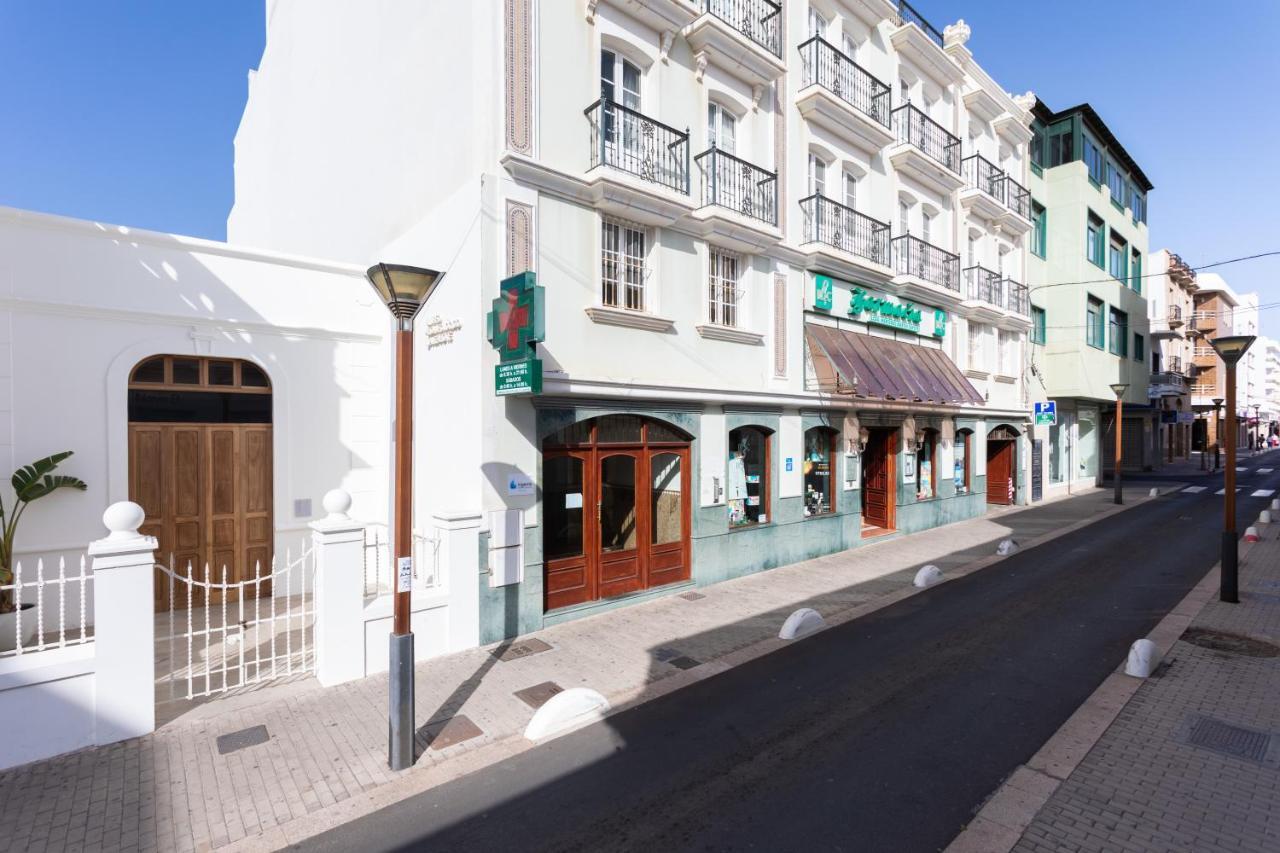 Rooms & Suites Loft 2E Deluxe Edition Arrecife ภายนอก รูปภาพ