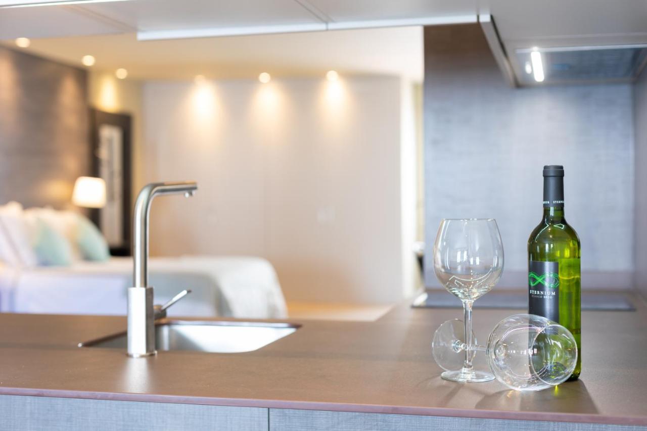 Rooms & Suites Loft 2E Deluxe Edition Arrecife ภายนอก รูปภาพ
